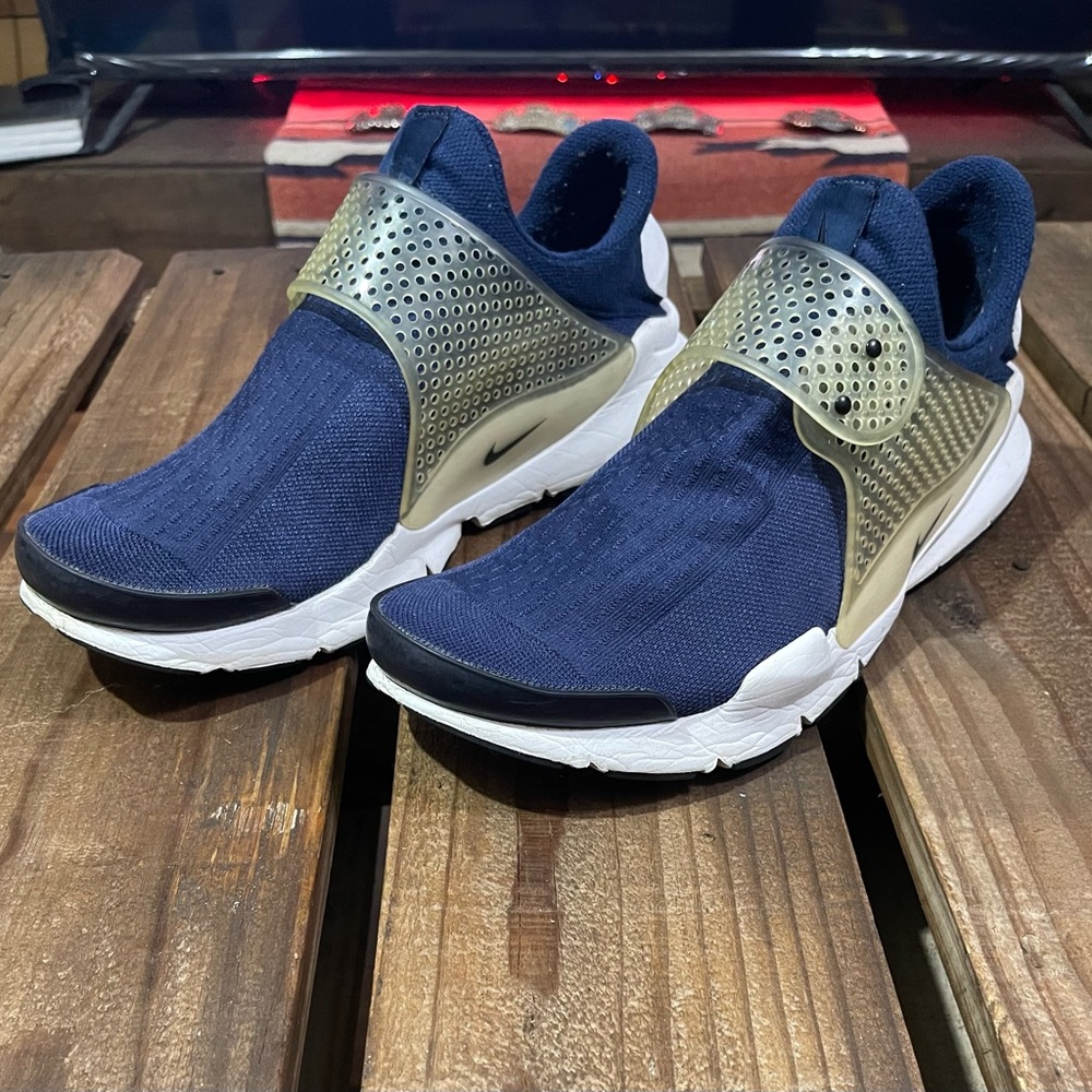 Nike Sock Dart Shoes